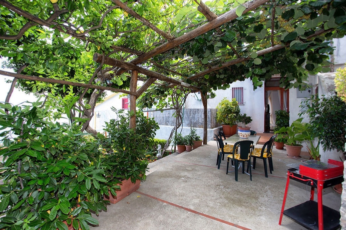 Imagen de los exteriores del Il Rifugio Di Ela. Foto 16