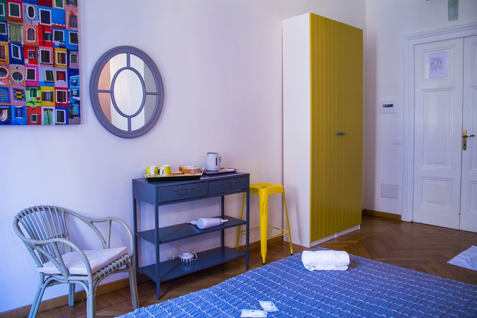 Imagen de la habitación del Il Sesto Suites Central. Foto 3