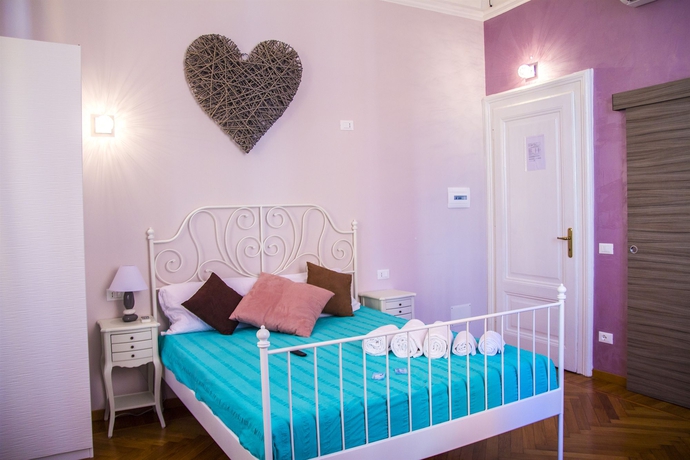 Imagen de los interiores del Il Sesto Suites Central. Foto 15