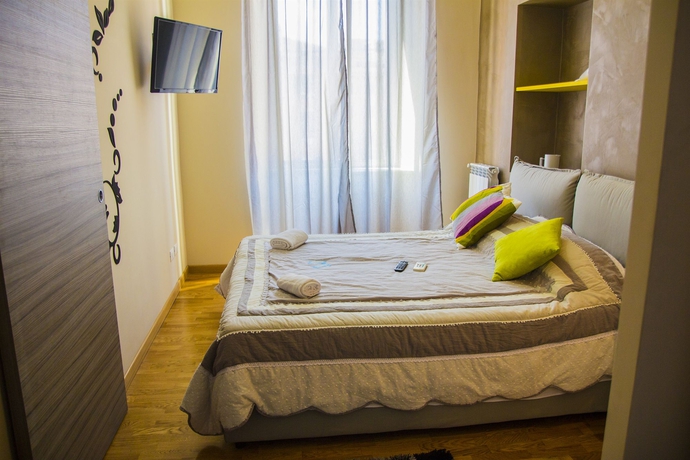 Imagen de la habitación del Il Sesto Suites Central. Foto 12