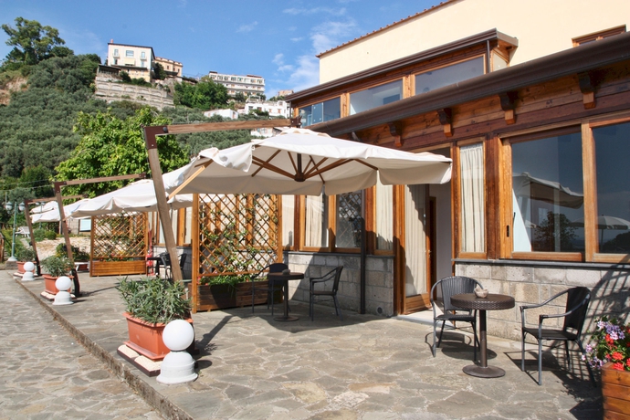 Imagen de los exteriores del Il Sireneo. Foto 9