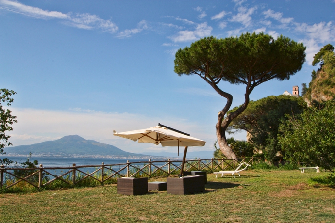 Imagen de los exteriores del Il Sireneo. Foto 10