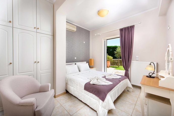 Imagen de la habitación del Il Tesori Dassia Villas. Foto 9