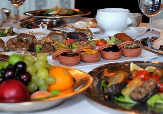 Imagen del bar/restaurante del Ilgaz Hotel. Foto 9