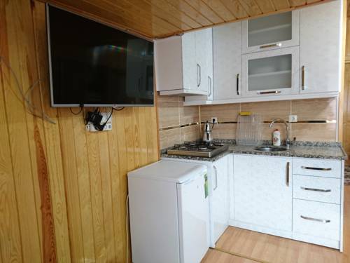Imagen de la habitación del Ilhan Grand Hotel. Foto 4