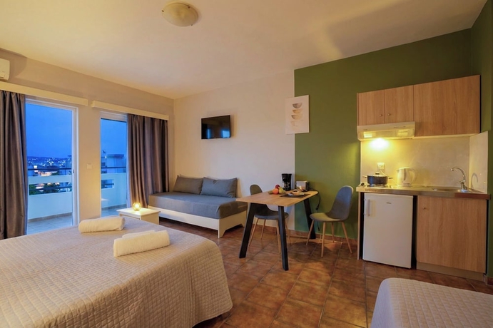 Imagen de la habitación del Ilios Mare Hotel. Foto 7