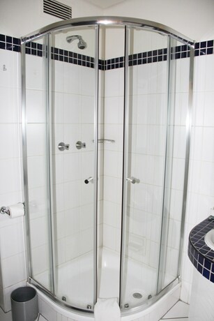 Imagen de la habitación del Illovo Hotel. Foto 4