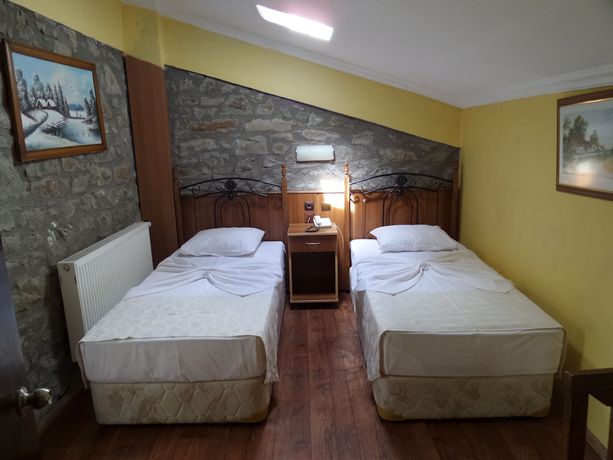 Imagen de la habitación del Imbros Hotel. Foto 2