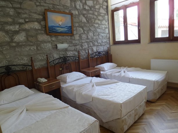 Imagen de la habitación del Imbros Hotel. Foto 5