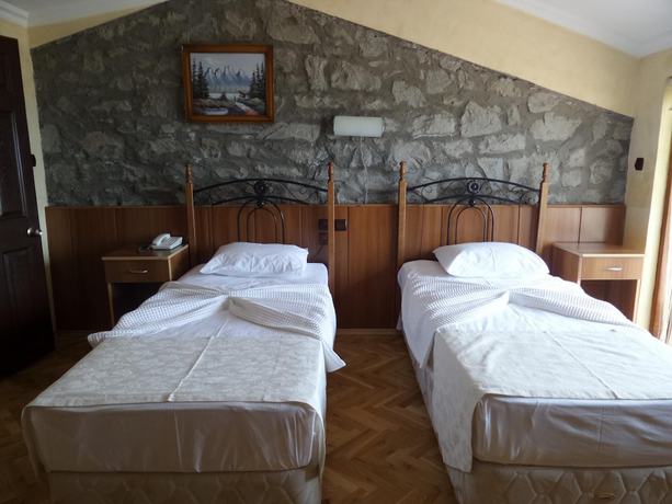 Imagen de la habitación del Imbros Hotel. Foto 17