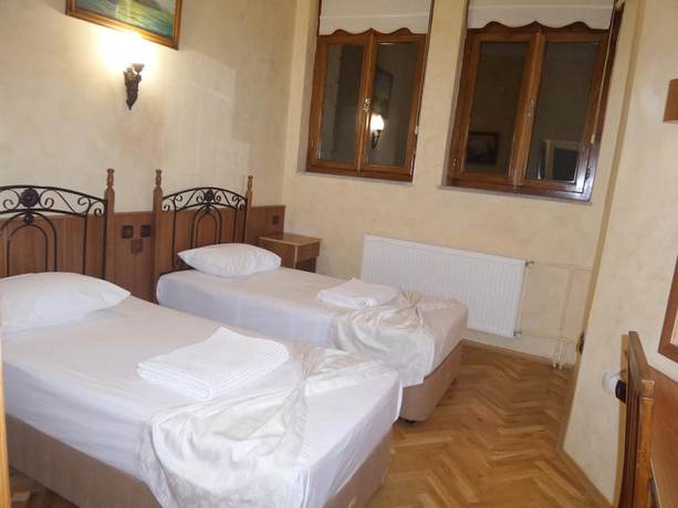 Imagen de la habitación del Imbros Hotel. Foto 19