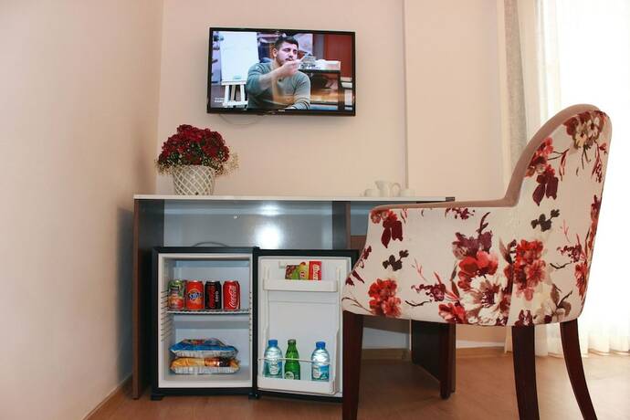 Imagen de la habitación del Imerhan Otel. Foto 17