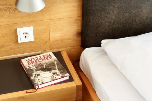 Imagen de la habitación del Im-jaich Ohg Hotel Bremerhaven. Foto 8