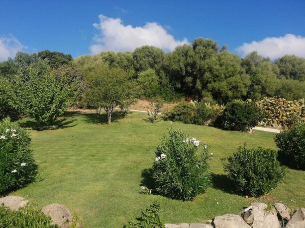 Imagen general del Impeccable 6-bed Villa in Luogosanto. Foto 9