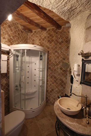 Imagen del bar/restaurante del Imperial Cave Suites and Spa. Foto 3