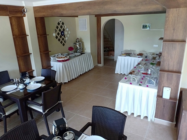 Imagen del bar/restaurante del In Forest G&ouml;cek. Foto 15