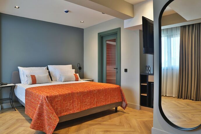 Imagen de la habitación del In The Middle Hotel. Foto 18