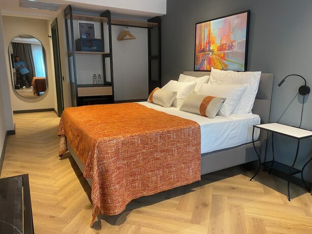 Imagen de la habitación del In The Middle Hotel. Foto 20