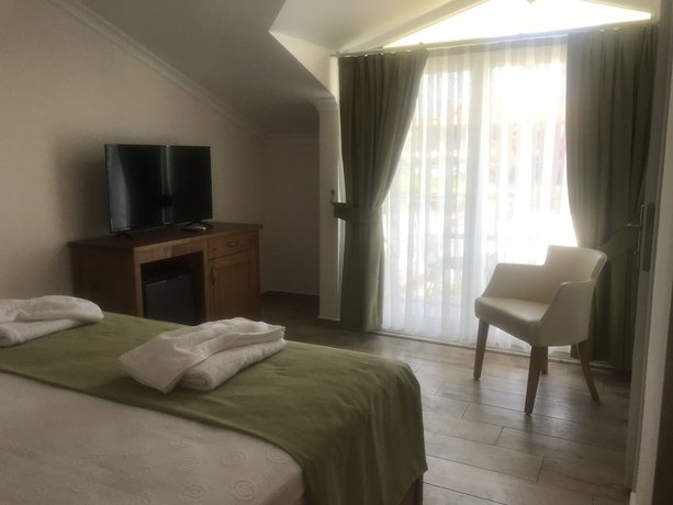 Imagen de la habitación del Infinity Ruby Hotel. Foto 6