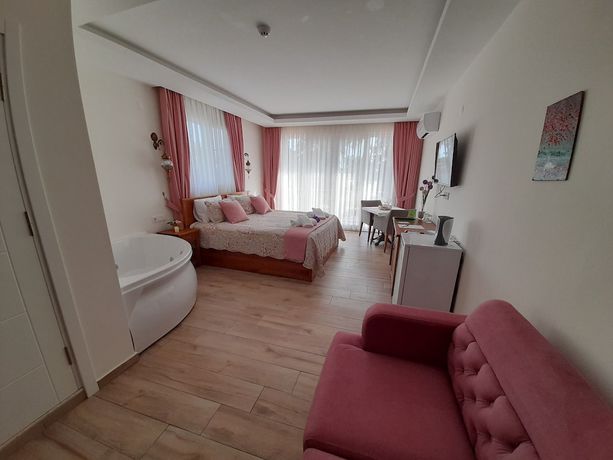 Imagen de la habitación del Infinity Ruby Hotel. Foto 17