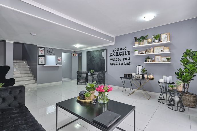 Imagen de los interiores del Inn and Out Sandton. Foto 20