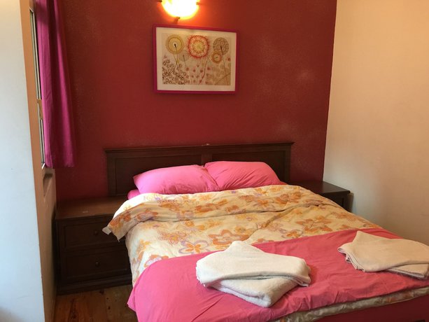 Imagen de la habitación del Innjoy Hostel - Adults Only. Foto 2