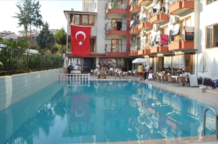 Imagen de la piscina del Inside Hotel. Foto 20