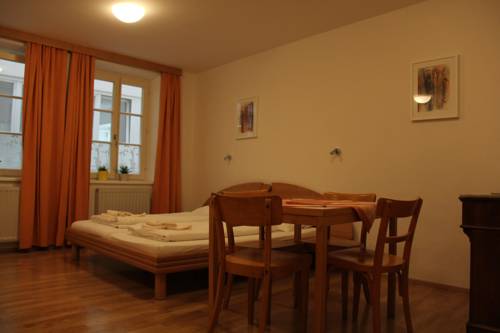 Imagen de la habitación del Institut St.sebastian. Foto 10