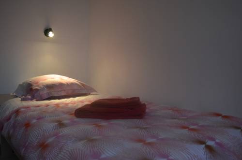 Imagen de la habitación del Institute Of Cultural Affairs. Foto 4