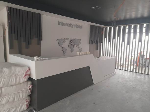 Imagen de los interiores del Intercity Airport Hotel. Foto 6