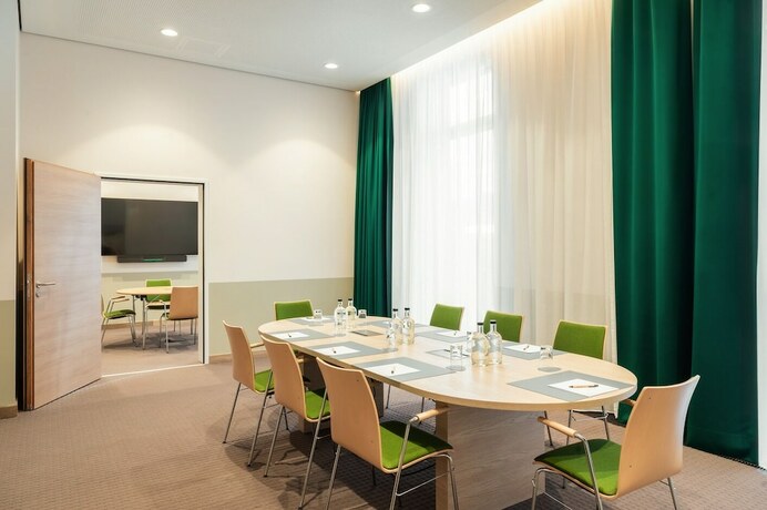 Imagen general del IntercityHotel Lübeck. Foto 4