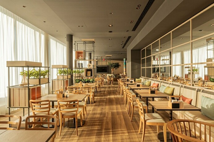 Imagen general del IntercityHotel Lübeck. Foto 7