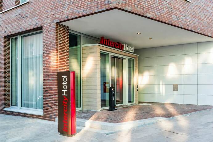 Imagen general del IntercityHotel Lübeck. Foto 14