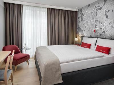 Imagen de la habitación del IntercityHotel Wiesbaden. Foto 3
