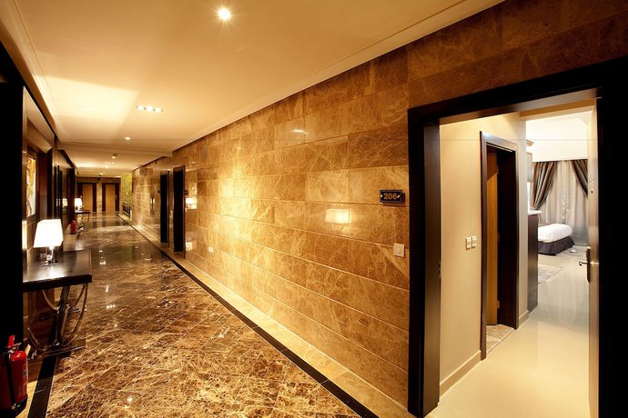 Imagen de los interiores del Intour Qurtoba Hotel Suites. Foto 13
