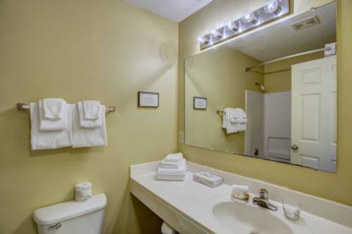 Imagen de la habitación del Intown Suites Clarksville. Foto 14