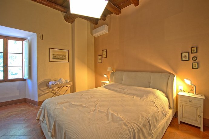 Imagen de la habitación del Inviting 6-bed House in Brindisi. Foto 8