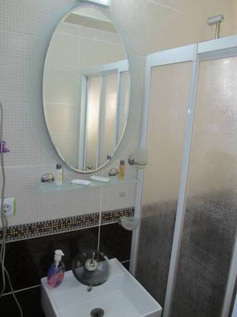 Imagen de la habitación del Invivo Hotel. Foto 1