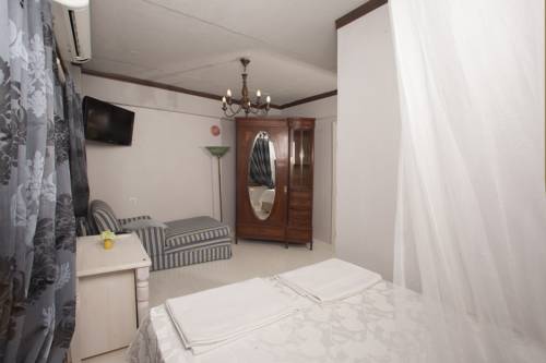 Imagen de la habitación del Iola Hotel. Foto 1