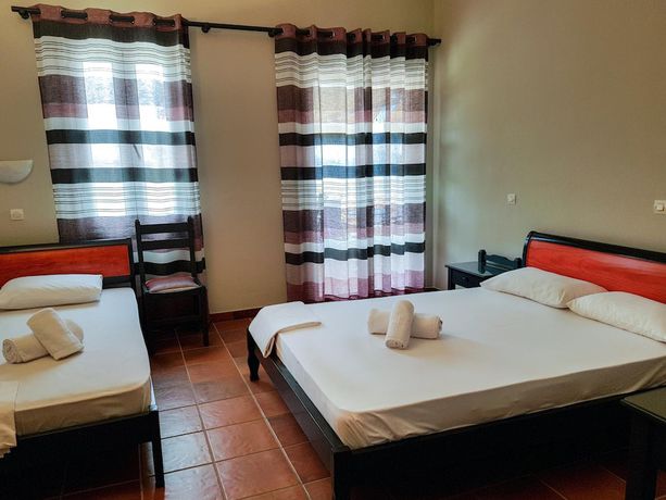 Imagen de la habitación del Ionio Hotel. Foto 4