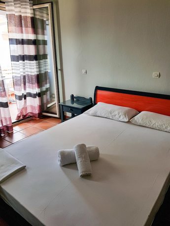 Imagen de la habitación del Ionio Hotel. Foto 8