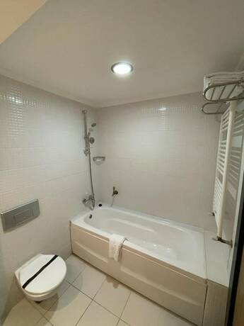 Imagen de la habitación del Ipeksoy Thermal Hotel. Foto 20