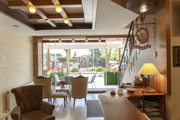 Imagen de los interiores del Ipekyolu Hotel. Foto 13