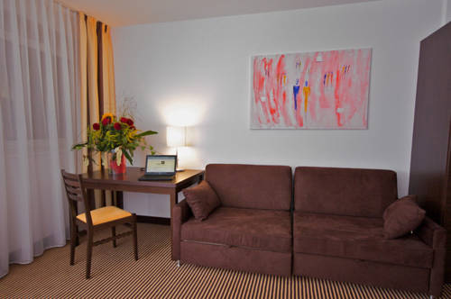 Imagen de la habitación del Iq Hotel, Langenau. Foto 9
