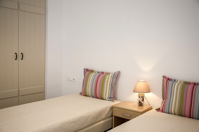 Imagen de la habitación del Irida Vacation Suites. Foto 15