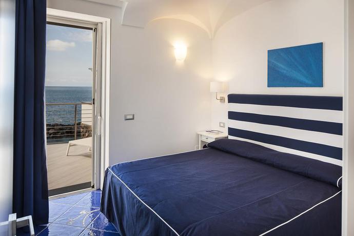 Imagen de la habitación del Ischia Blu Resort. Foto 6
