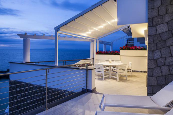 Imagen de los exteriores del Ischia Blu Resort. Foto 15