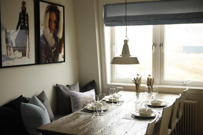 Imagen de los interiores del Isfjord radio. Foto 15