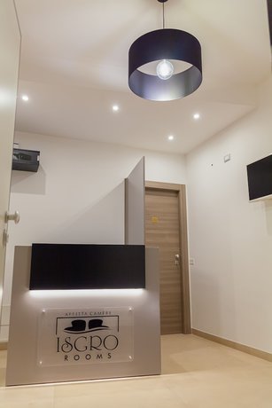 Imagen de los interiores del Isgr&ograve; rooms. Foto 20