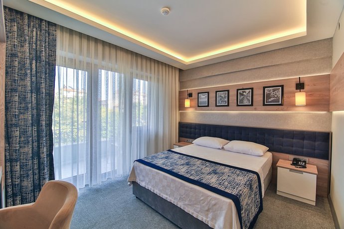 Imagen de la habitación del Isikaltin Hotel. Foto 15